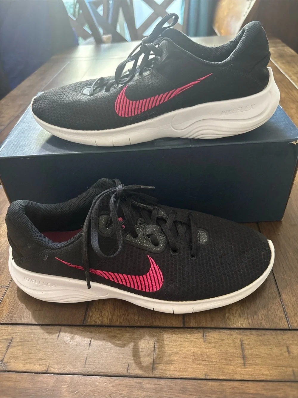 Nike Flex Experience Run 11 Next Nature Black Pink Sneakers Womens Size 11.5